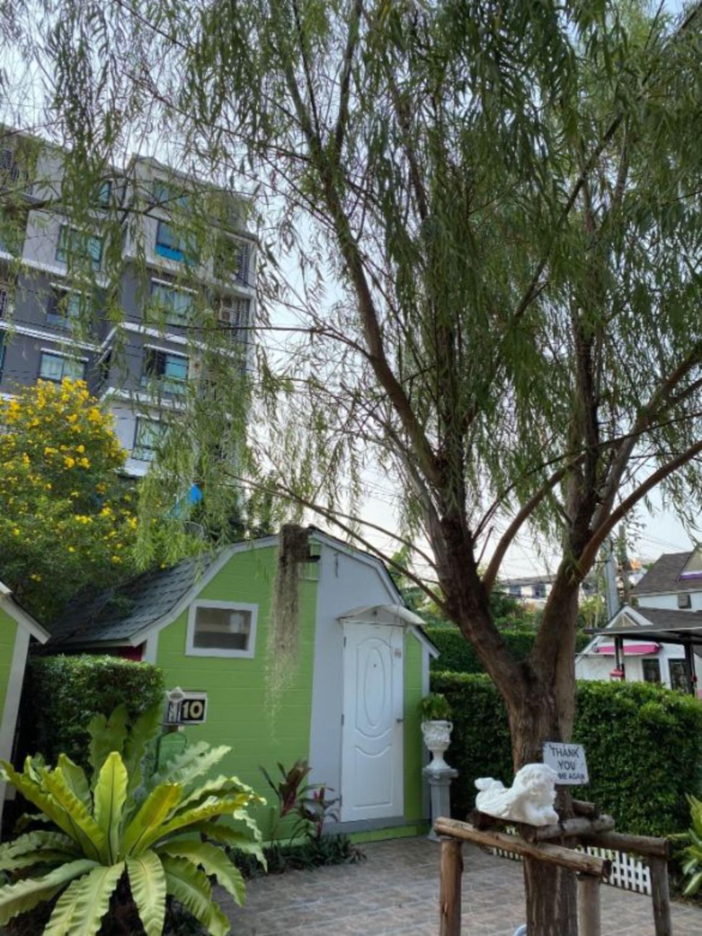 Kurina Hotel (Adults Only) Bangkok Exterior foto